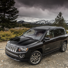 The Compass gets a refresh to make it look more like a Grand Cherokee