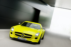 Mercedes-Benz SLS AMG E-CELL