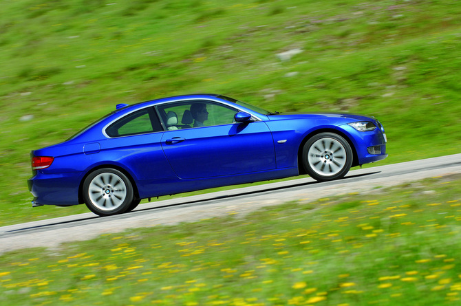 BMW 330i Coupé