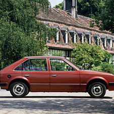 Opel Kadett 1.6 SR