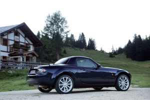 Mazda MX-5 Roadster Coupé 2.0