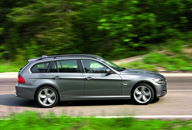 BMW 325d Touring Automatic