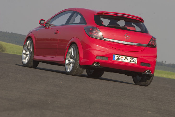 Opel Astra High Performance Concept