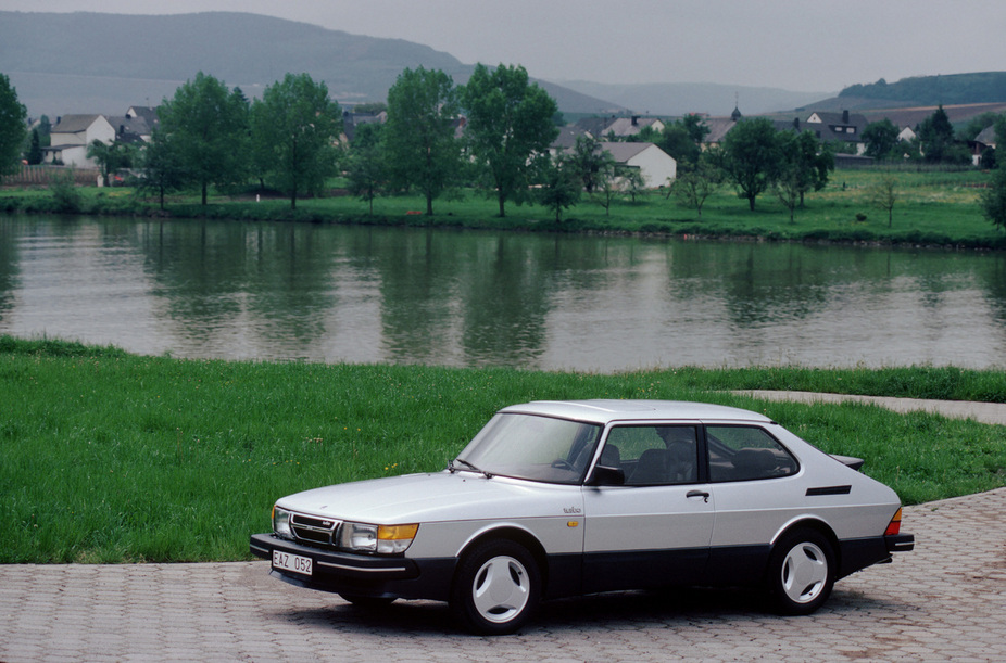 Saab 900 Turbo 16v S