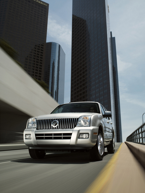 Mercury Mountaineer AWD Base 4.0L