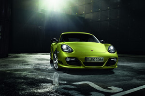 Porsche presents Cayman R in Los Angeles