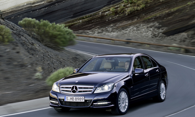 Mercedes-Benz C 180 BlueEfficiency Avantgarde 7G-Tronic Plus