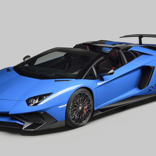 The Aventador Superveloce Roadster will have a limited production of 500 units