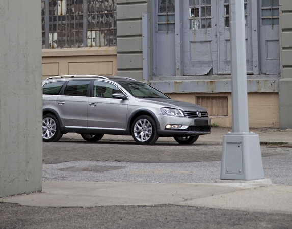 Volkswagen Alltrack Concept