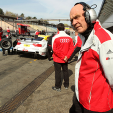 Dr. Ullrich viewing the DTM during testing