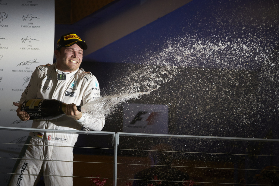The German won his 200th F1 race by just 0.4 seconds