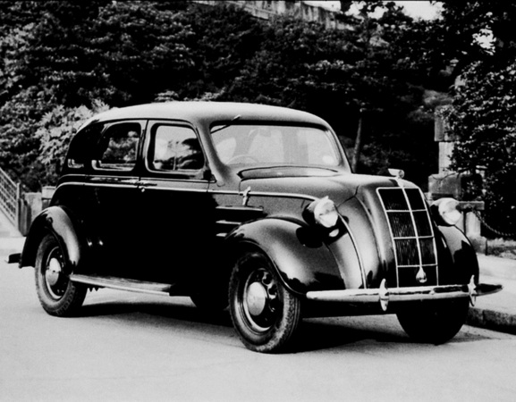 O AA Sedan de 1936 foi o primeiro carros de passageiros da empresa