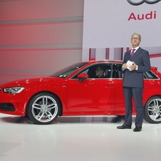 *ATUALIZADO* Audi A3 Sportback apresentado em Paris