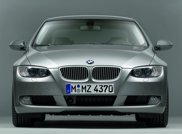 BMW 330i xDrive Coupe Auto (E92)