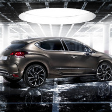 DS4: new DS-Line model to premiere in Paris