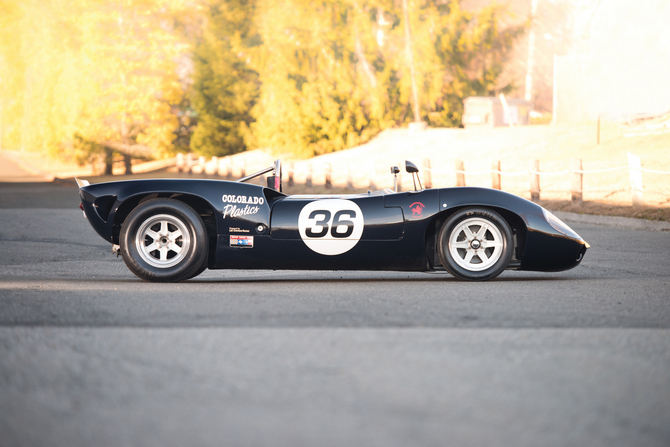 Lola T70 Mk2 Spyder Chevrolet