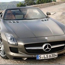 MERCEDES-BENZ SLS AMG ROADSTER