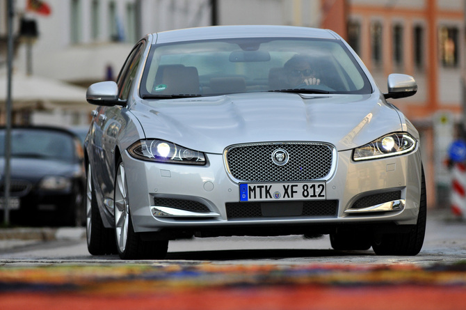 Jaguar XF 3.0D V6 Portfolio