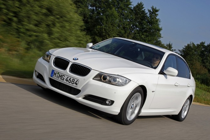 BMW 320d (E90) LCI EfficientDynamic