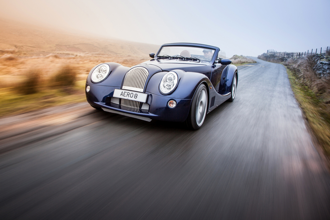 A Morgan está a lançar um novo Aero 8 15 anos depois do lançamento do modelo original