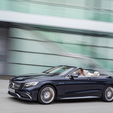 Despite weighing 175kg (2180kg) more than the S65 AMG Coupé, the new S65 AMG Cabriolet retains the same capacity of acceleration