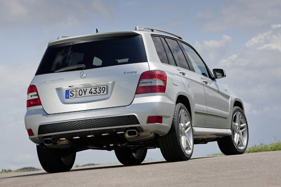 Mercedes adds two new BlueEfficiency GLK models