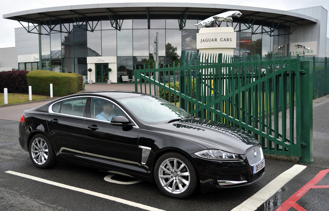 Jaguar XF 2.2D Portfolio