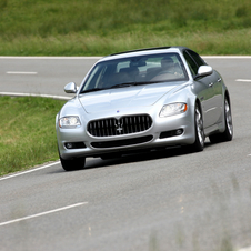 Maserati Quattroporte Base