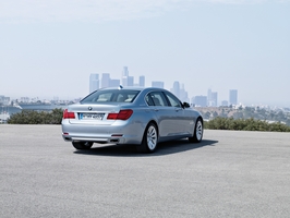 BMW 750i ActiveHybrid