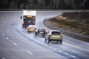 Volvo SARTRE Program Allows for Autonomous Vehicle Trains