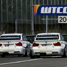 BMW retires from WTCC as factory team