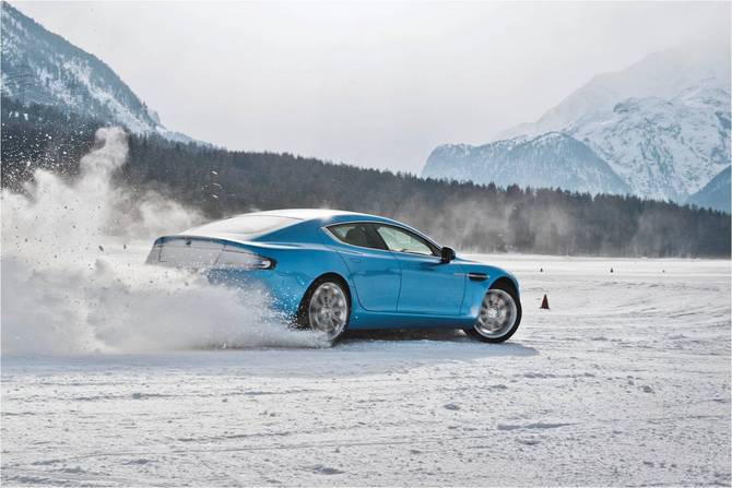 Aston Martin on Ice culmina em vídeo