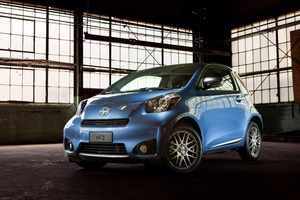 Toyota Introduces IQ in US as Scion