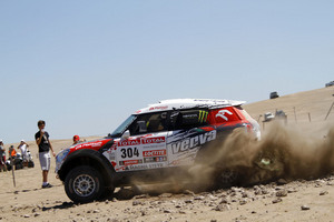 Dark start for the 2012 Dakar