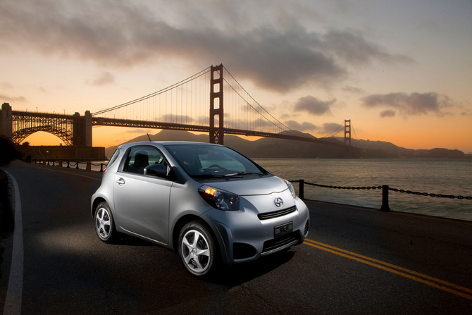 Toyota Introduces IQ in US as Scion