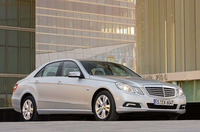 Mercedes-Benz E 350 BlueTEC