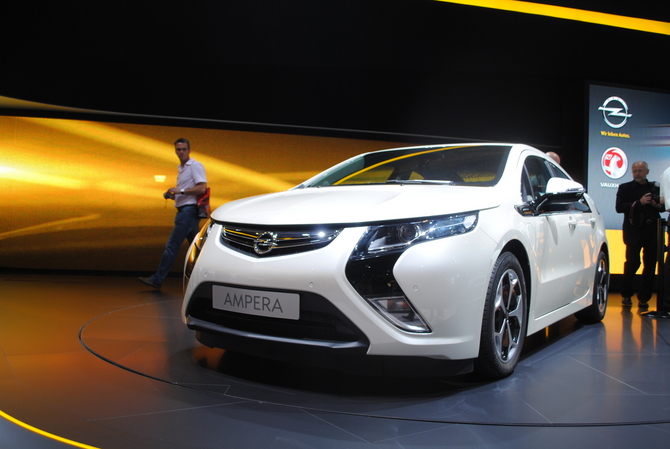 Opel Ampera