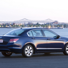 Honda Accord EX-L 5-Spd AT (USA)