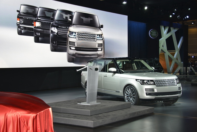 Land Rover presented the fourth generation Range Rover