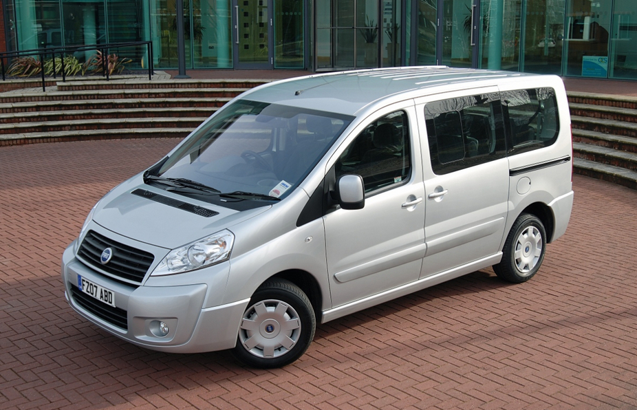 Fiat Scudo Combi Longo 9 lugares 1.6 Multijet 90cv
