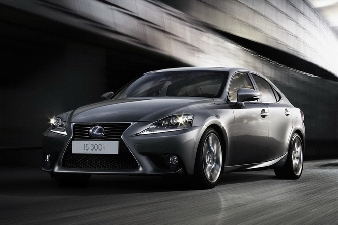 Lexus IS 300h