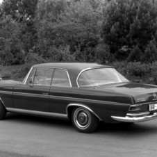 Mercedes-Benz 300 SE Coupé