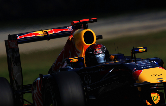 Vettel continues Red Bull dominance in qualifying