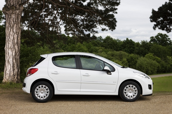 Peugeot 207 Active 1.4i 75