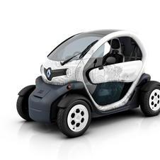 Final version of Renault Twizy shown in Paris