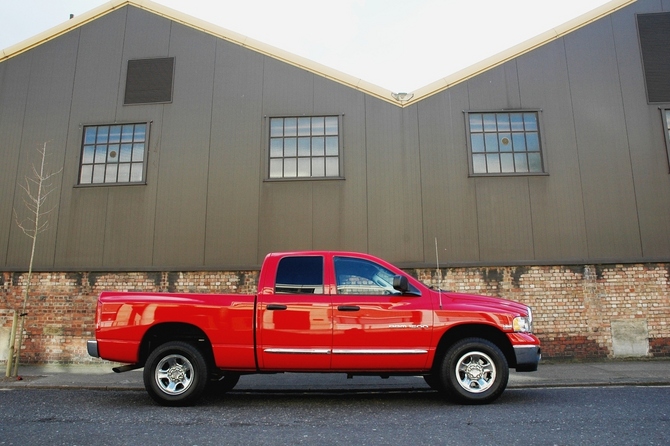 Dodge Ram 2500 Mega Cab 4X4 LARAMIE SWB