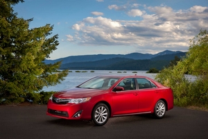 Redesigned Toyota Camry Gets Better Economy and Lower Prices Across the Line