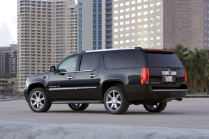 Cadillac Escalade ESV AWD