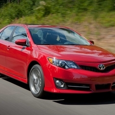 Redesigned Toyota Camry Gets Better Economy and Lower Prices Across the Line