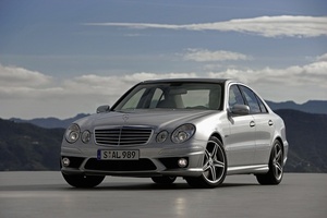 Mercedes-Benz E 63 AMG